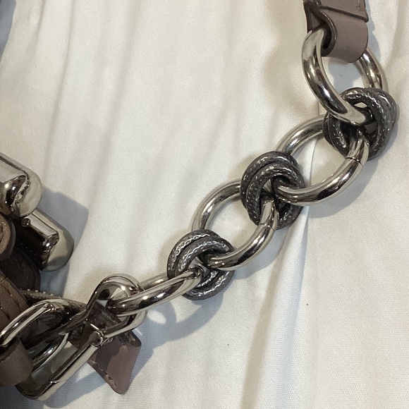 2043. Coach 19646 Madison Caroline Dowel Satchel EUC - Picture 11 of 13